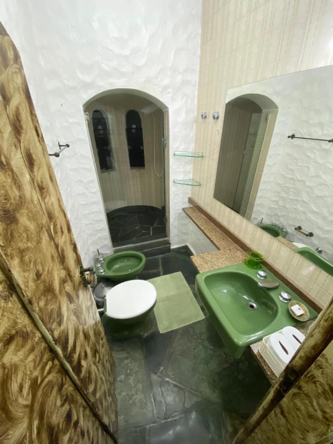 Castelinho Enseada 05 Suites Casa de hóspedes Ubatuba